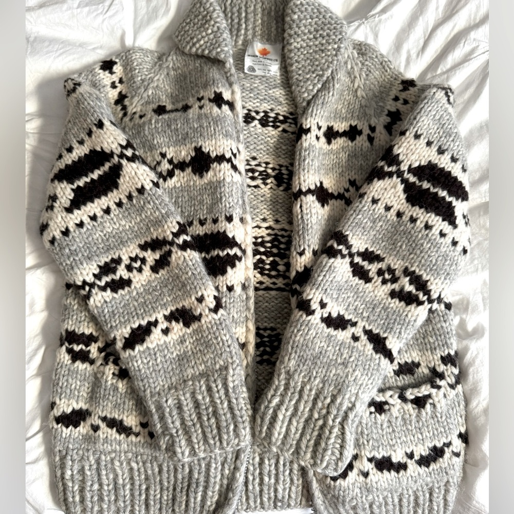 100% Virgin Wool sweater. Size Small - from Canada.